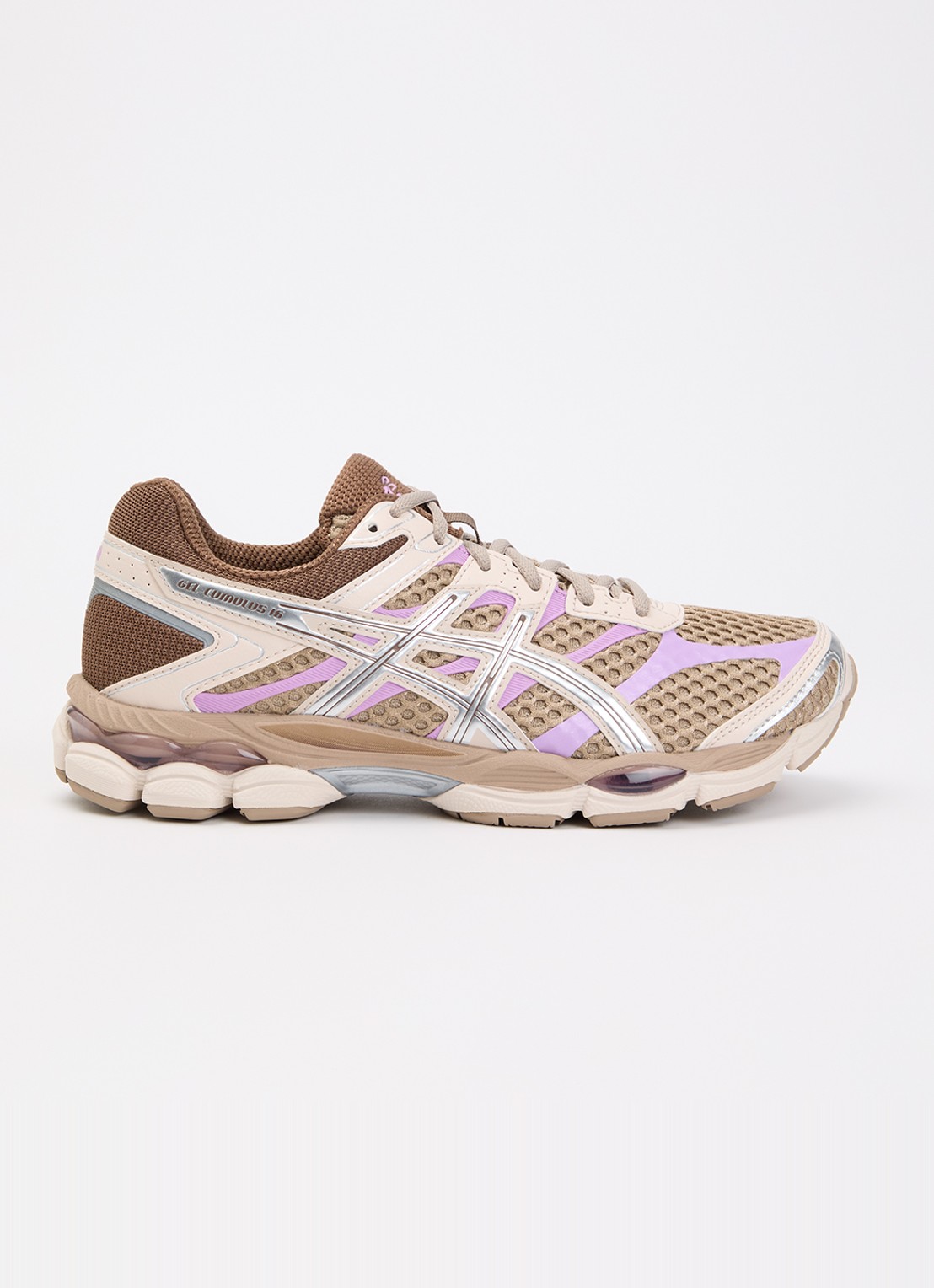 ASICS Gel-Cumulus 16 sneaker met mesh details - voorkant 2 bruin