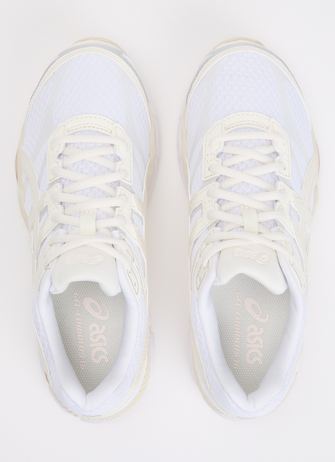 ASICS Gel-Cumulus 16 sneaker met mesh details - detail 2 wit