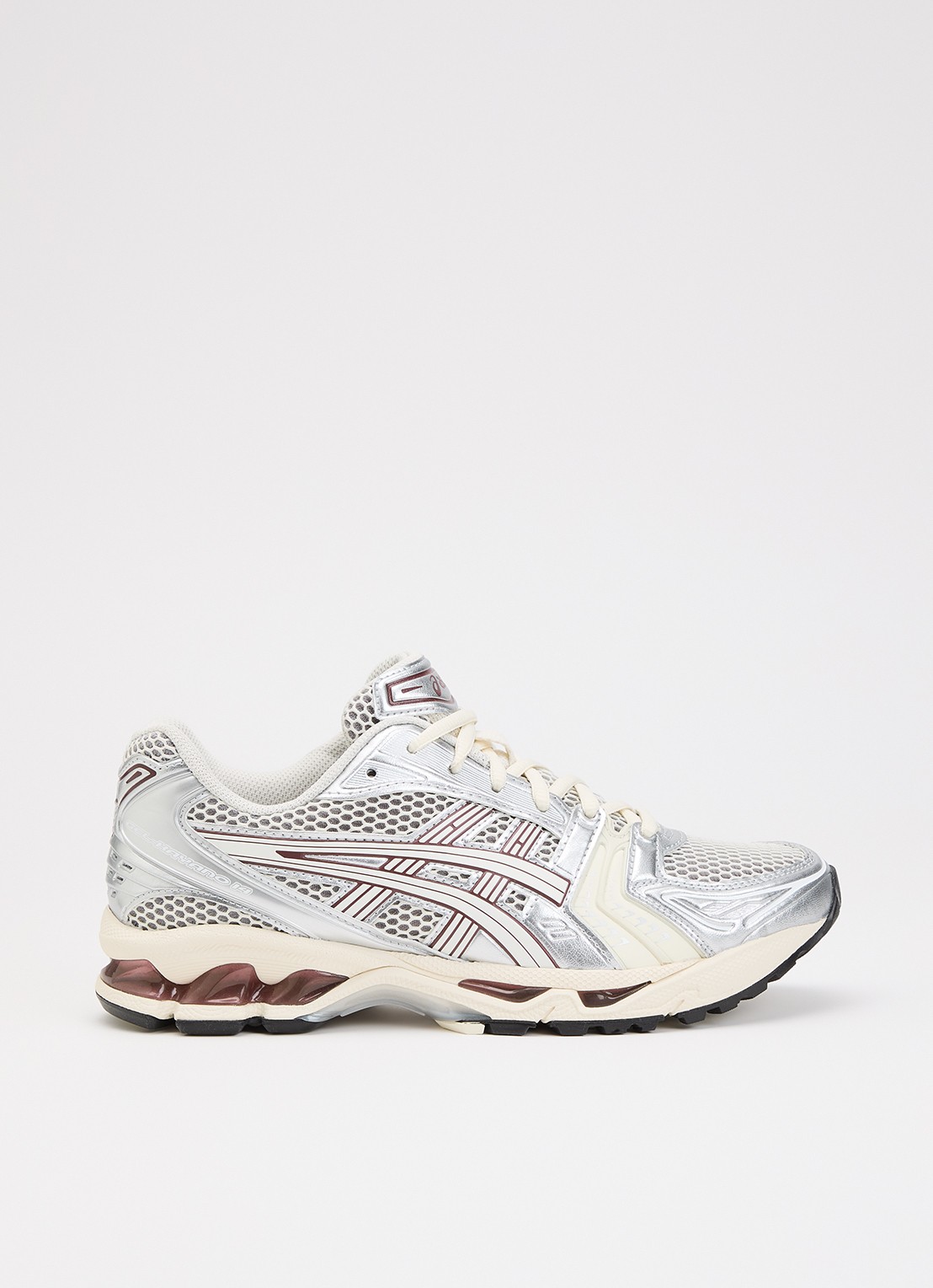 ASICS Gel-Kayano 14 sneaker met mesh en metallic details - voorkant ivoor