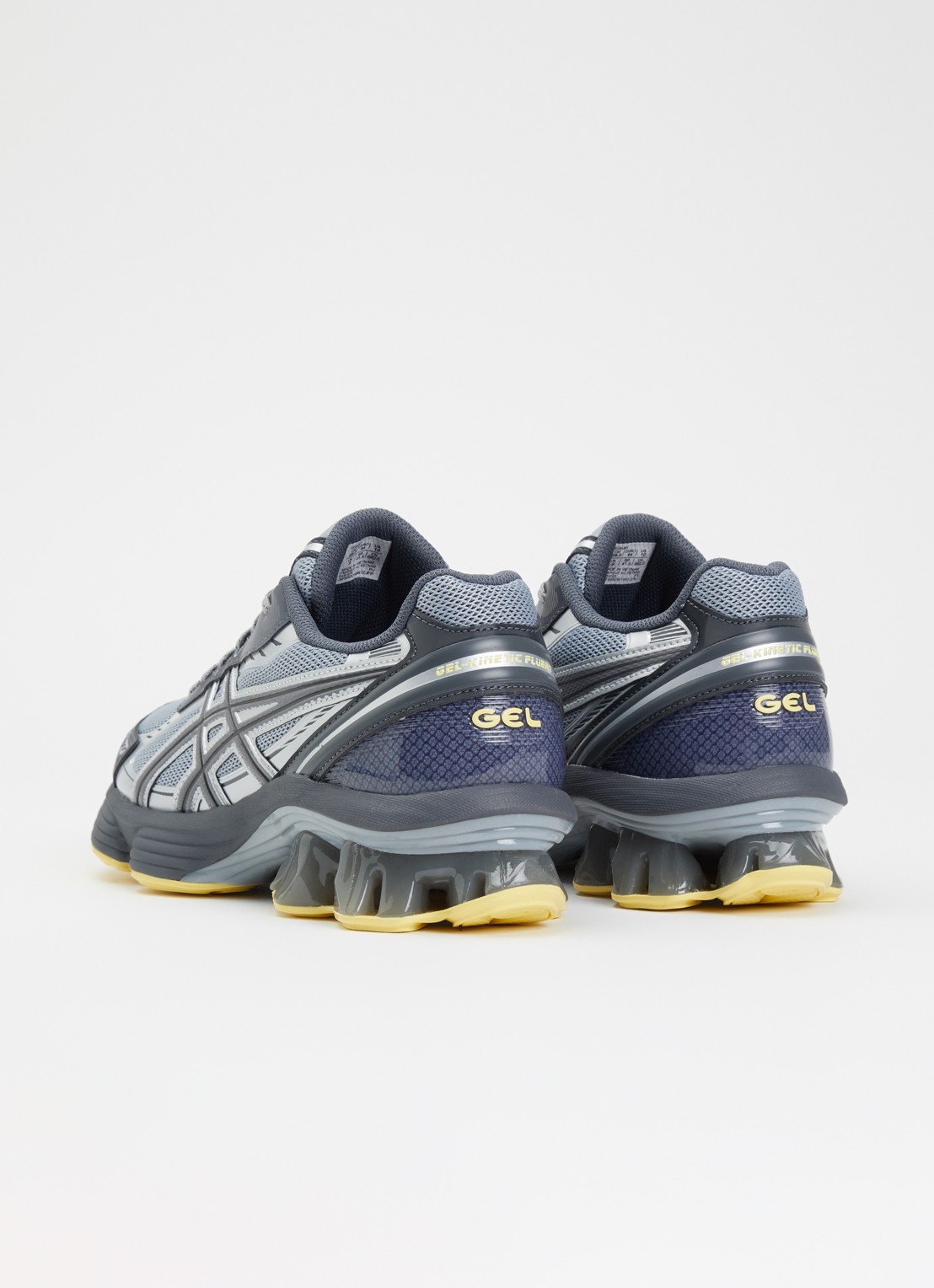 ASICS Gel-Kinetic Fluent sneaker van mesh met logo - achterkant 2 grijs