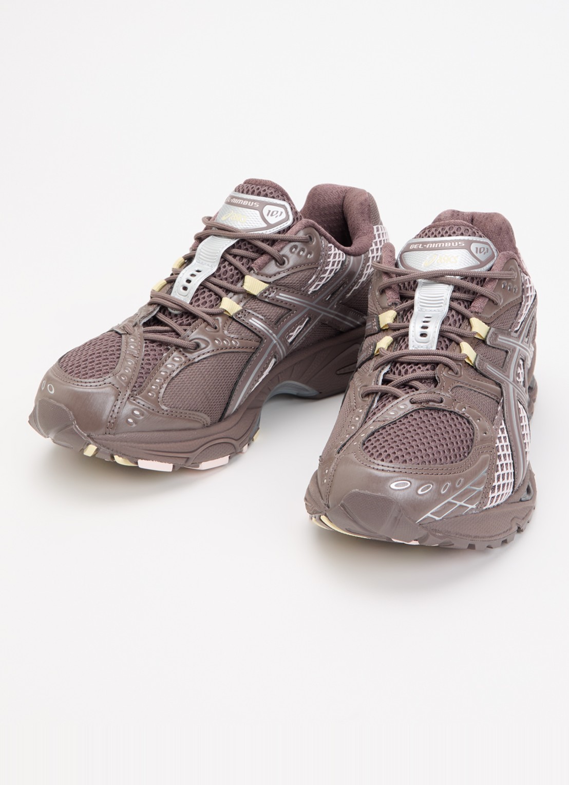 ASICS Gel-Nimbus 10.1 sneaker van mesh met metallic details - detail bruin