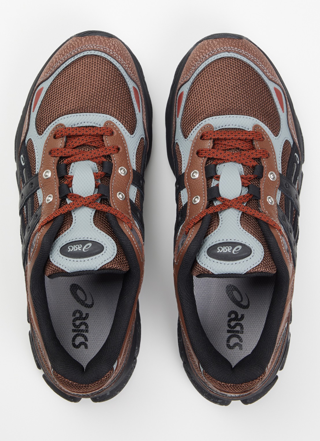 ASICS Gel-Nyc 2.0 sneaker met leren details - detail 2 donkerbruin