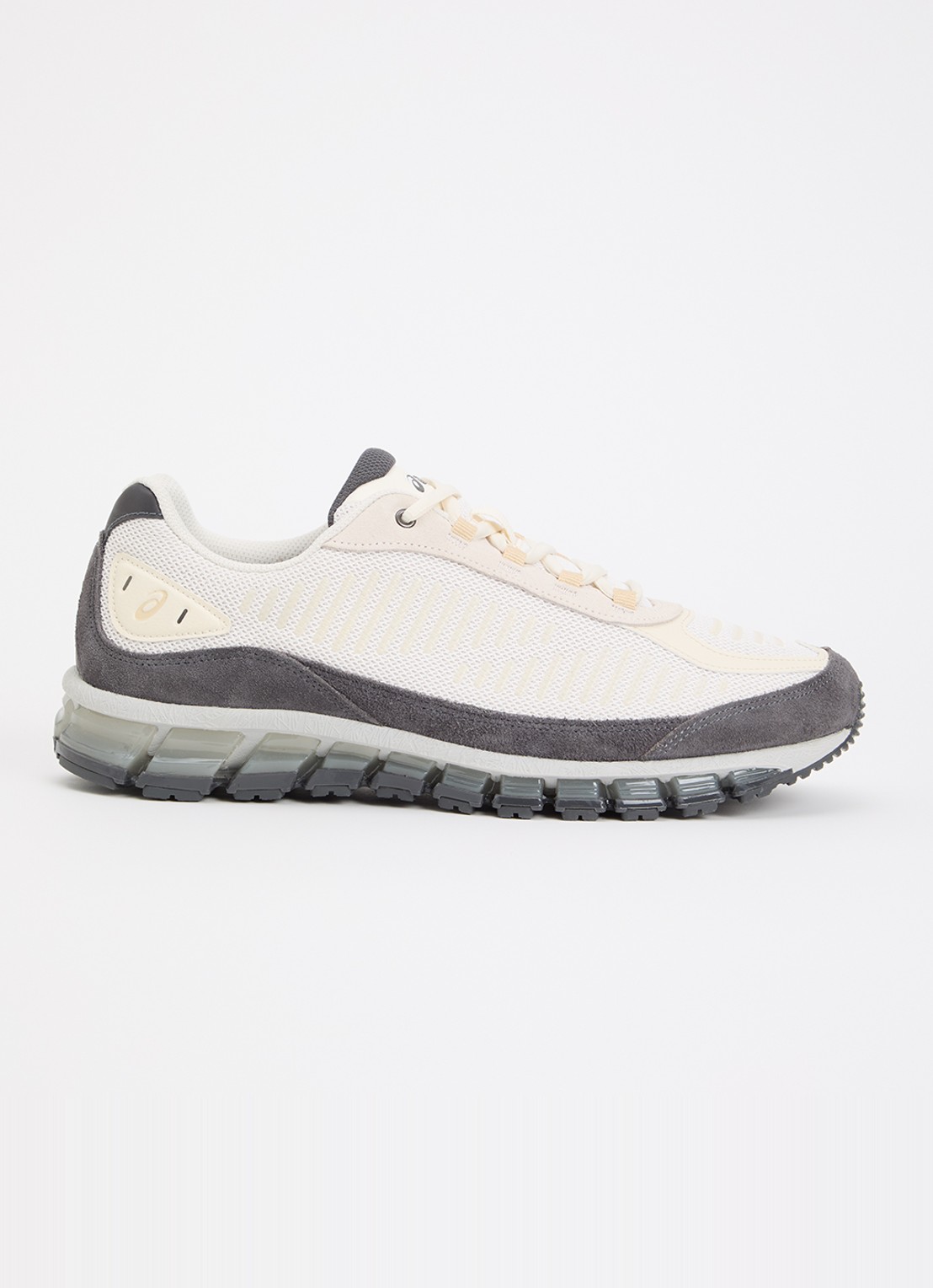 ASICS Gel Quantum 360 sneaker met suède details - voorkant beige