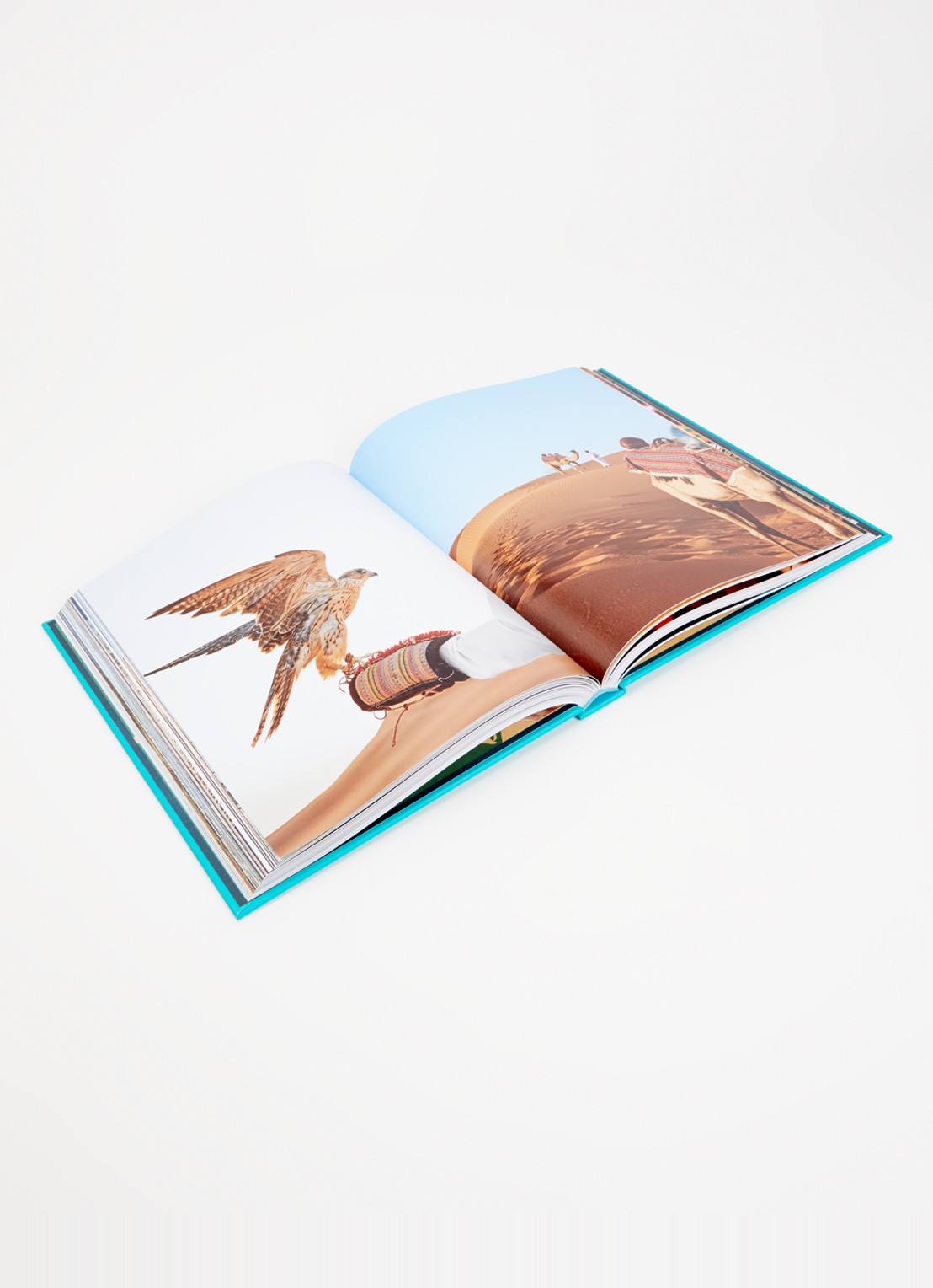 Assouline Abu Dhabi Bright - voorkant 2 groen