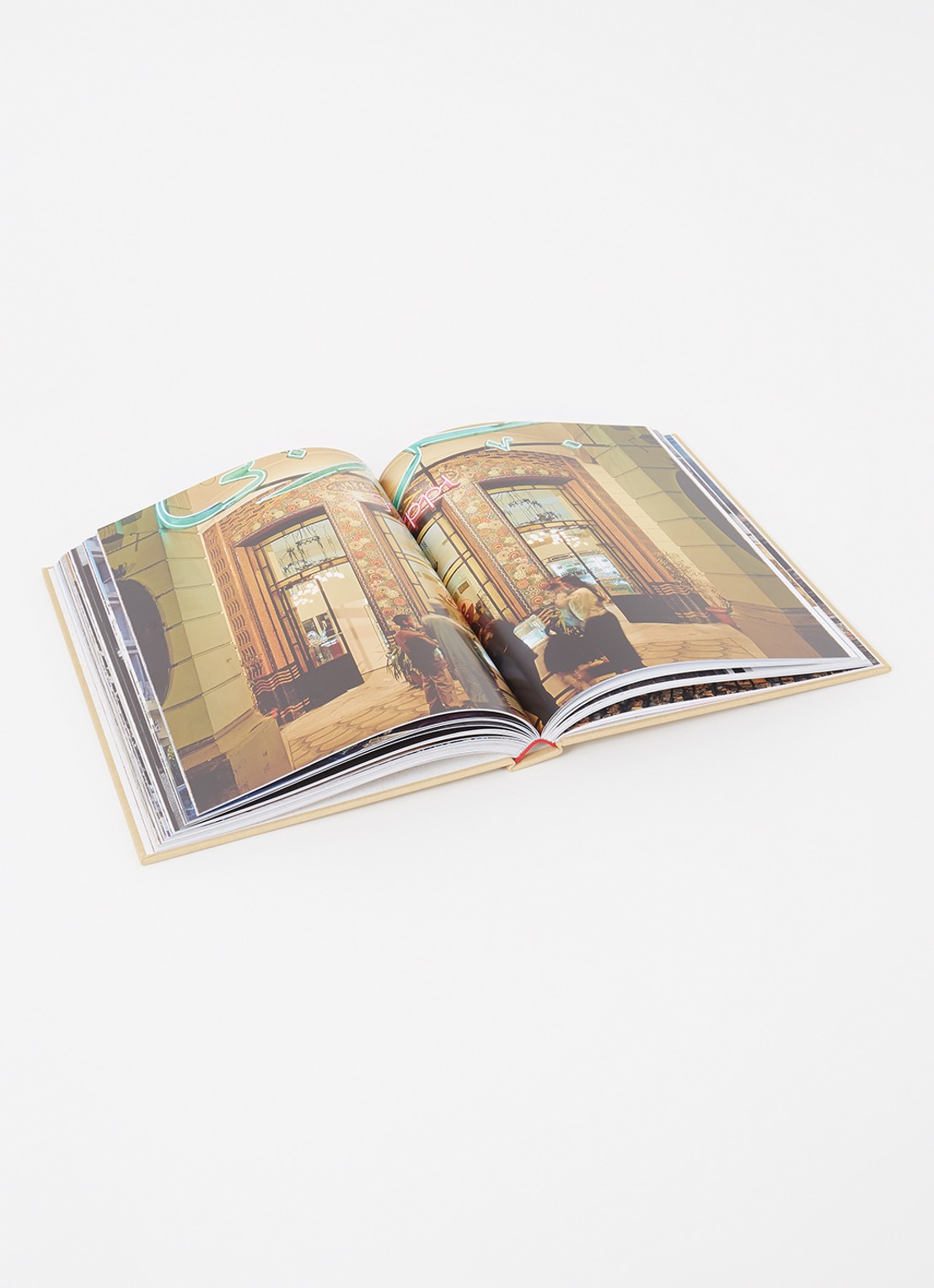 Assouline Cairo - voorkant 2 beige