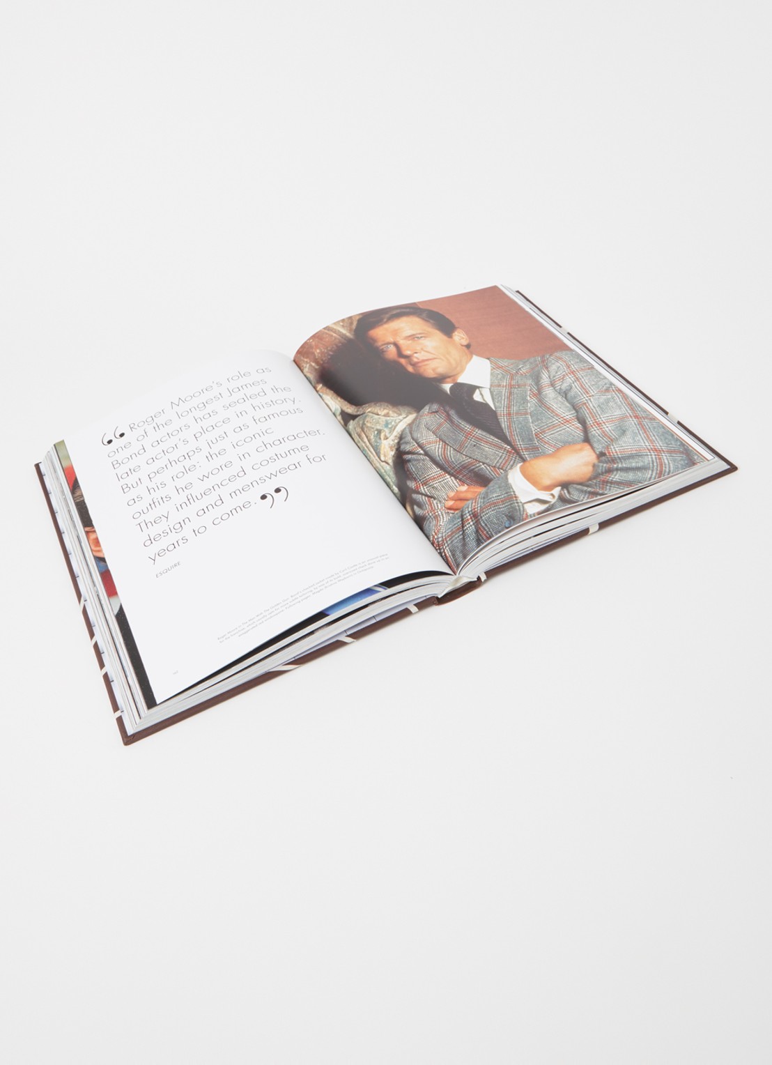 Assouline James Bond Style - voorkant 2 bruin