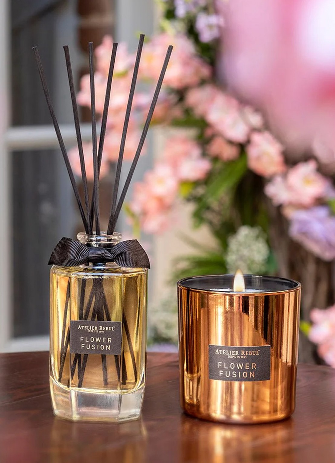 Atelier Rebul Flower Fusion geurkaars - detail undefined