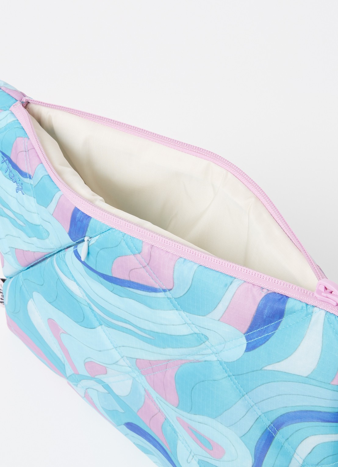 Ateljé Puffy Ride laptophoes 12 inch - detail blauw