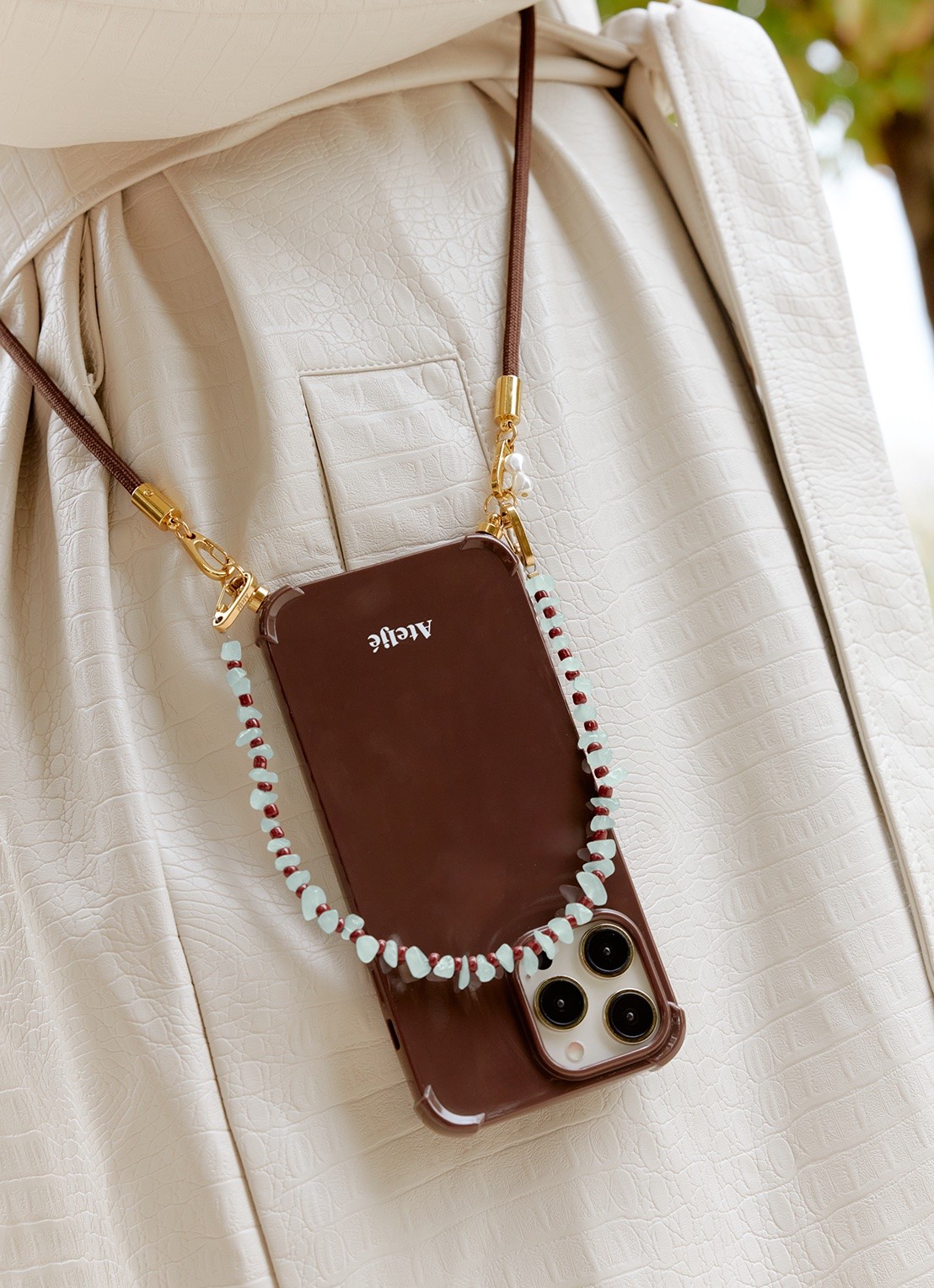 Ateljé Terra crossbody telefoonkoord - voorkant 2 donkerbruin