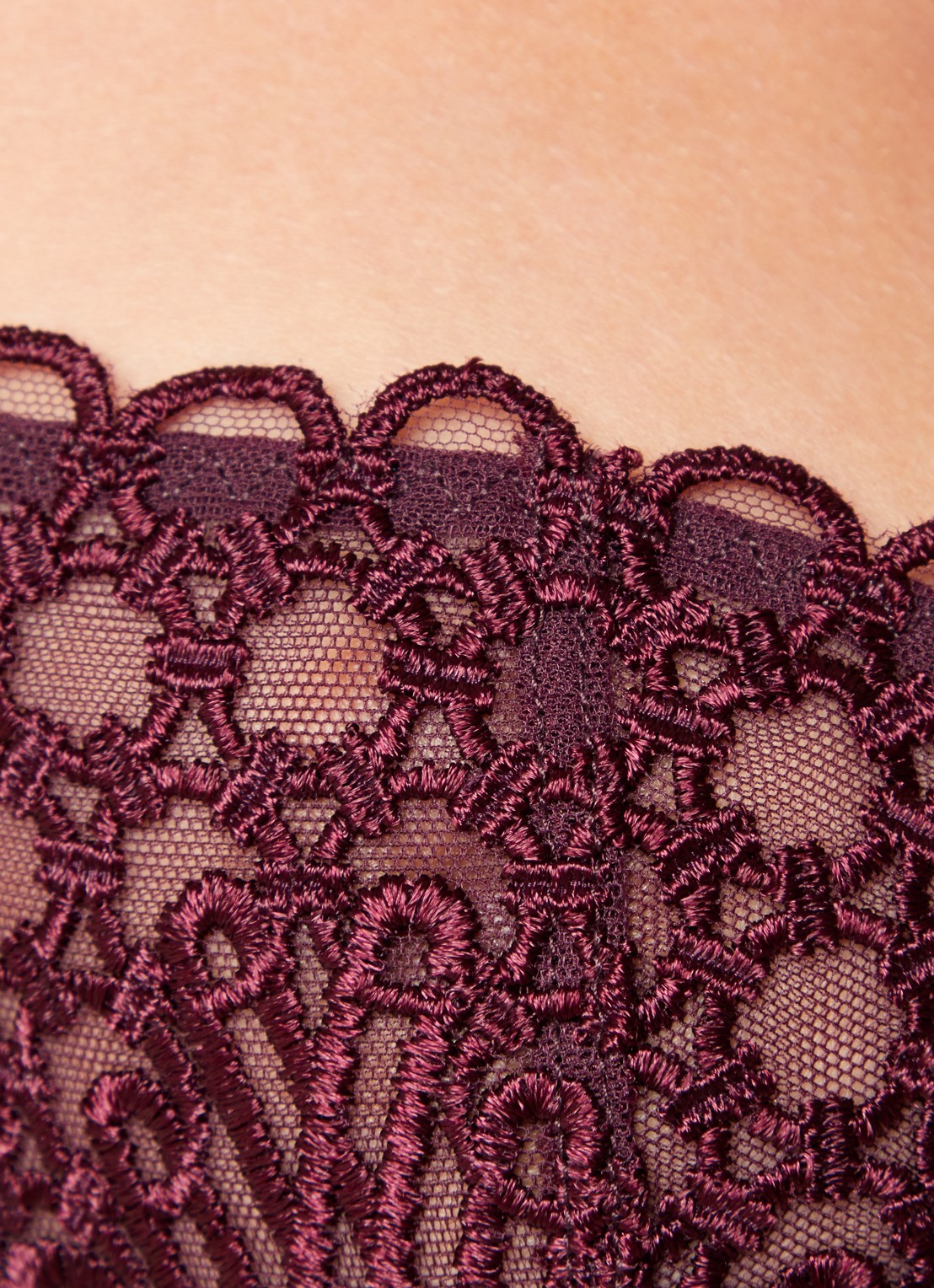 Aubade Eloge Du Desir balconette bh met beugel van mesh - detail 2 aubergine