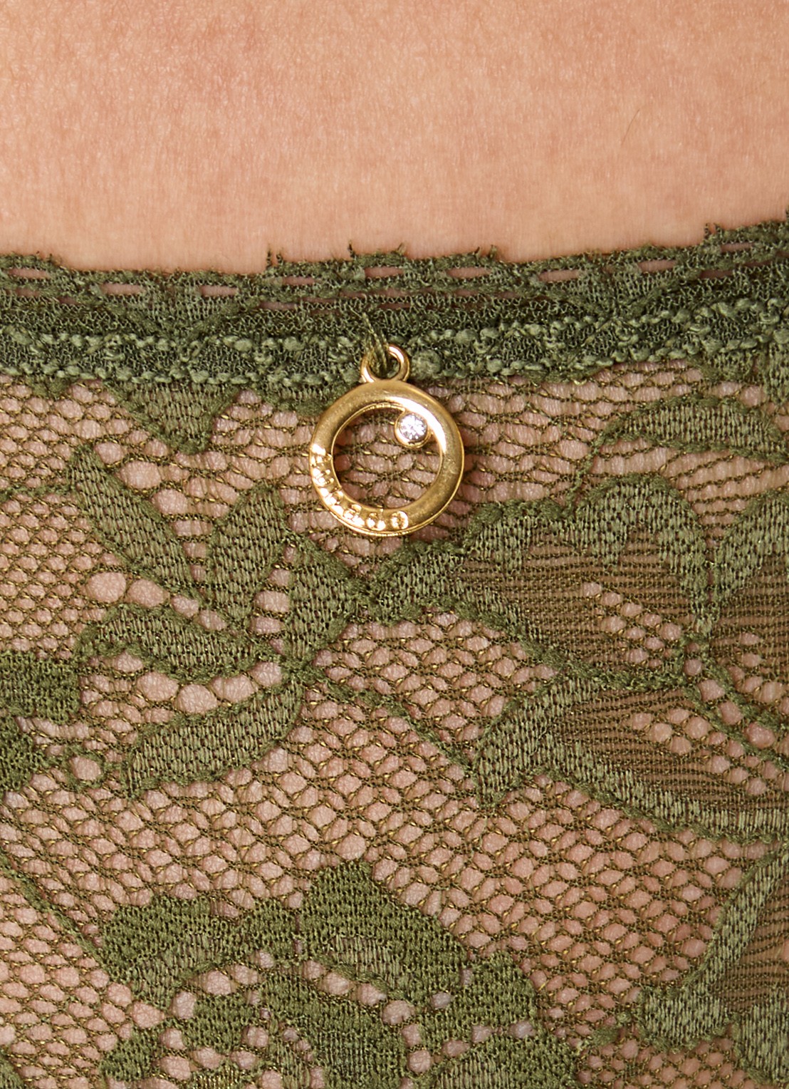 Aubade Rosessence slip van kant - detail 3 mosgroen