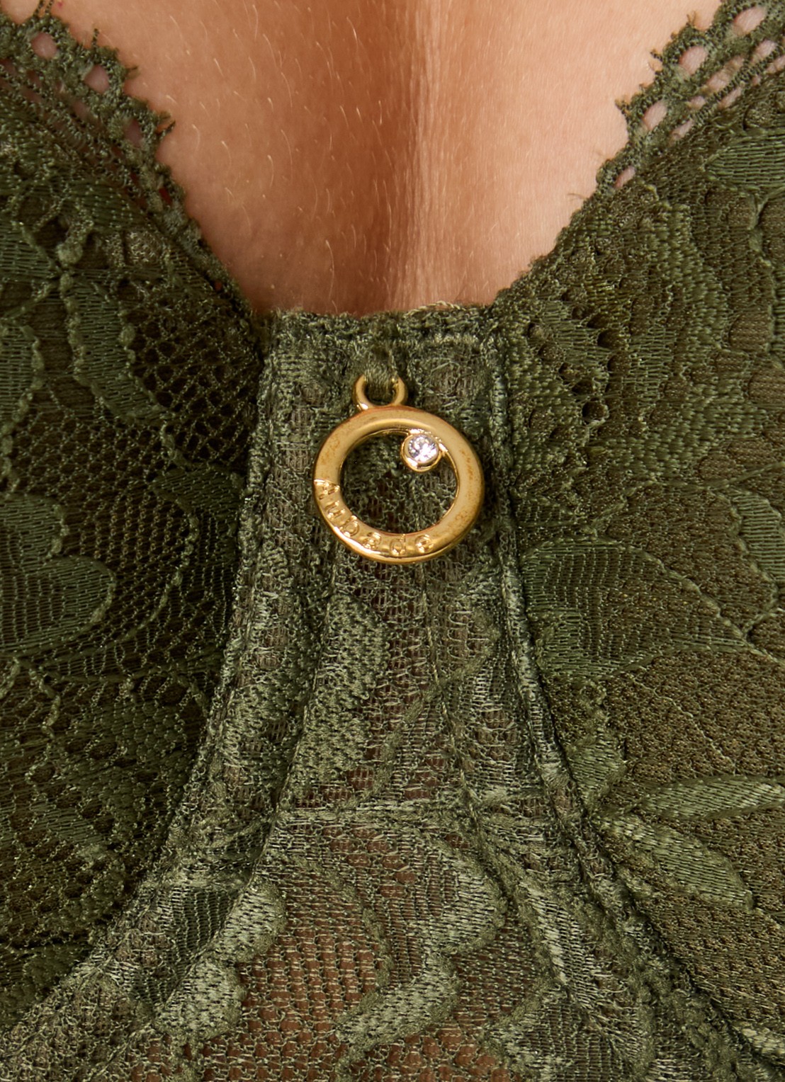 Aubade Rosessence voorgevormde beugel bh van kant - detail 3 mosgroen