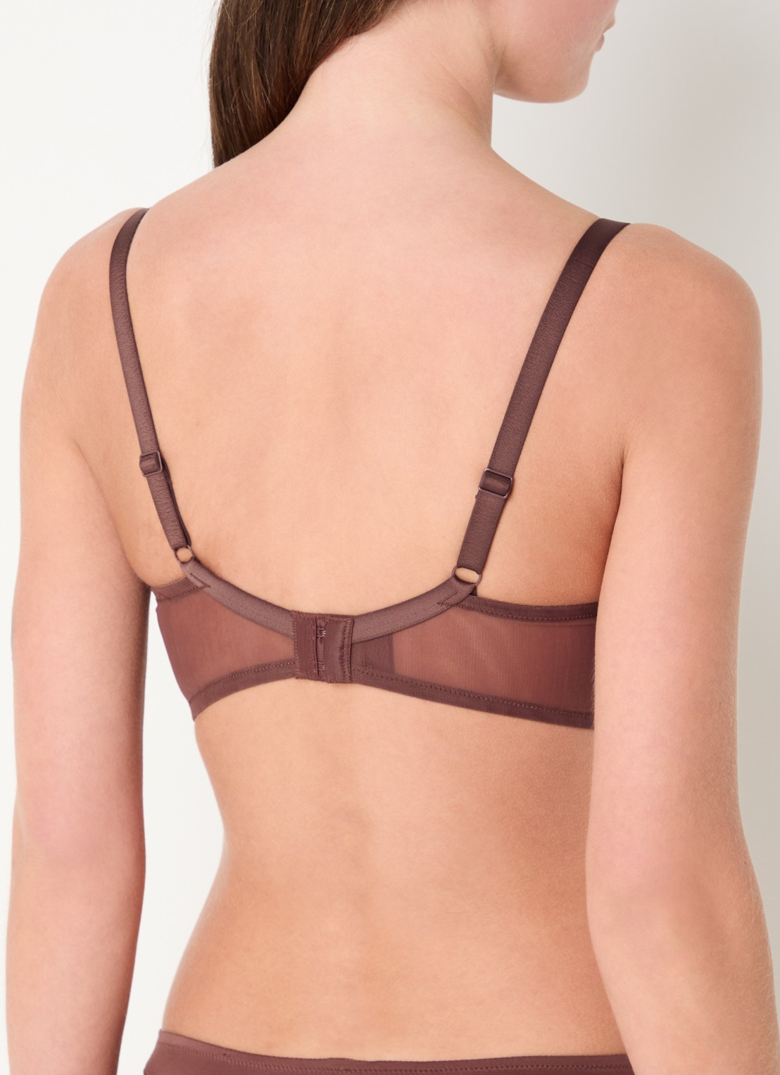 Aubade Sheer Emotion voorgevormde plunge bh - achterkant 3 chocoladebruin