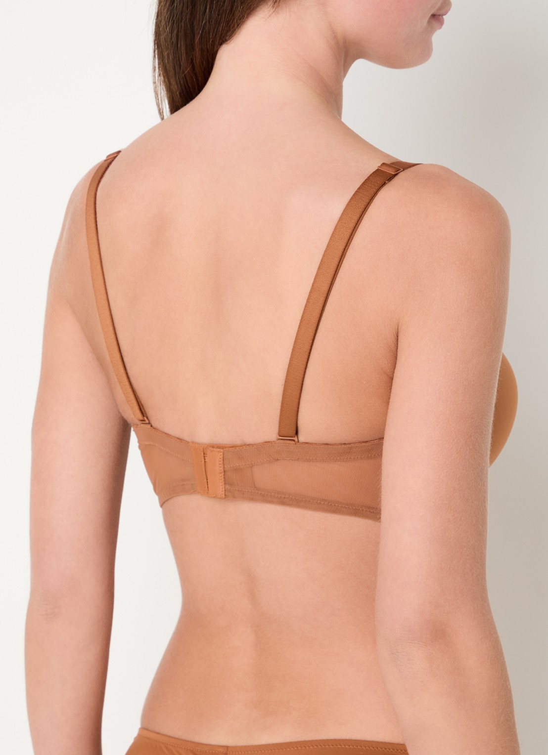 Aubade Sheer Emotion voorgevormde strapless bh met afneembare bandjes - achterkant cognac
