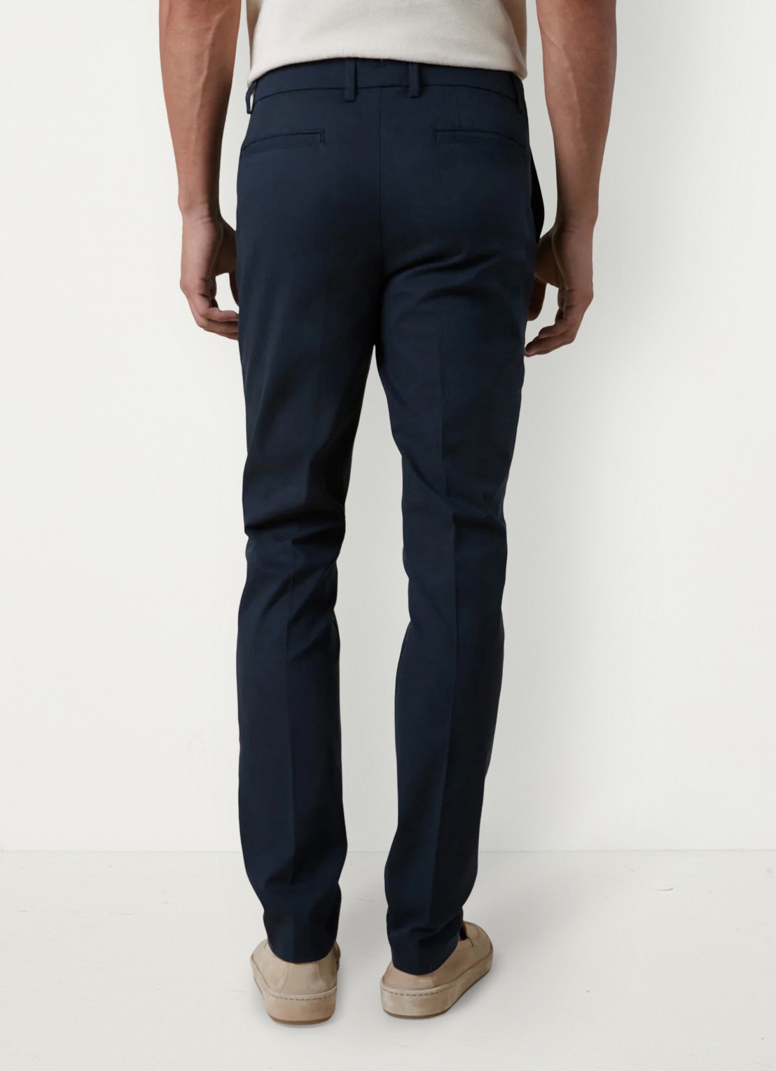 Aurélien Metropolitan straight fit pantalon met steekzakken - achterkant 6 navy-410