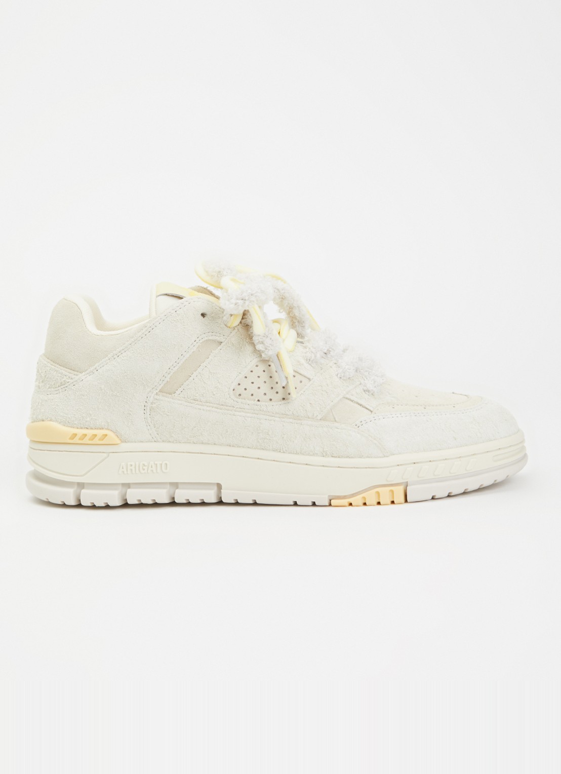 Axel Arigato Area Lo Label sneaker van leer van suède - voorkant beige