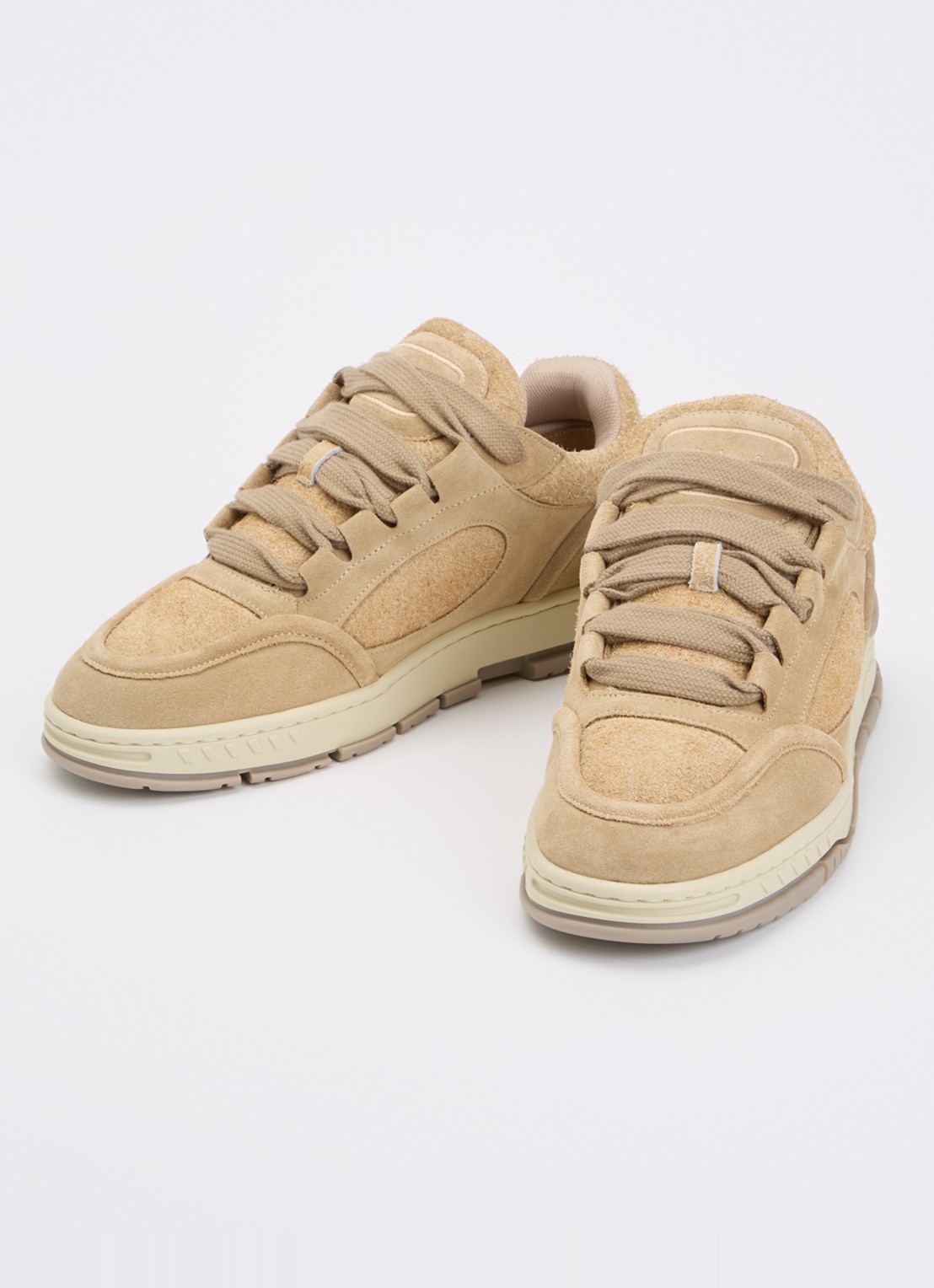 Axel Arigato Area Loop sneaker van suède - detail 3 beige