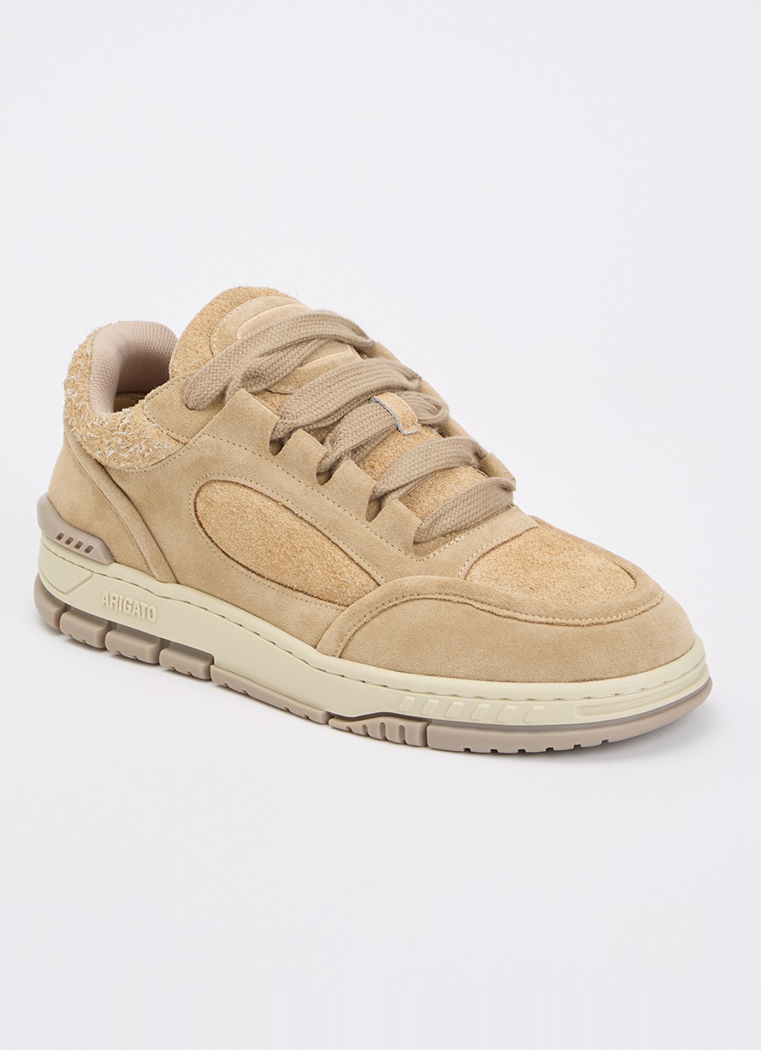 Axel Arigato Area Loop sneaker van suède - voorkant beige