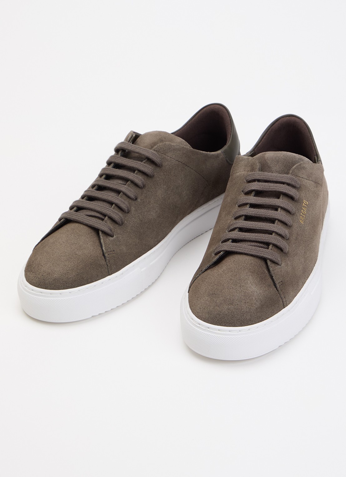 Axel Arigato Clean 90 sneaker van suède met logo - detail 3 donkerbruin