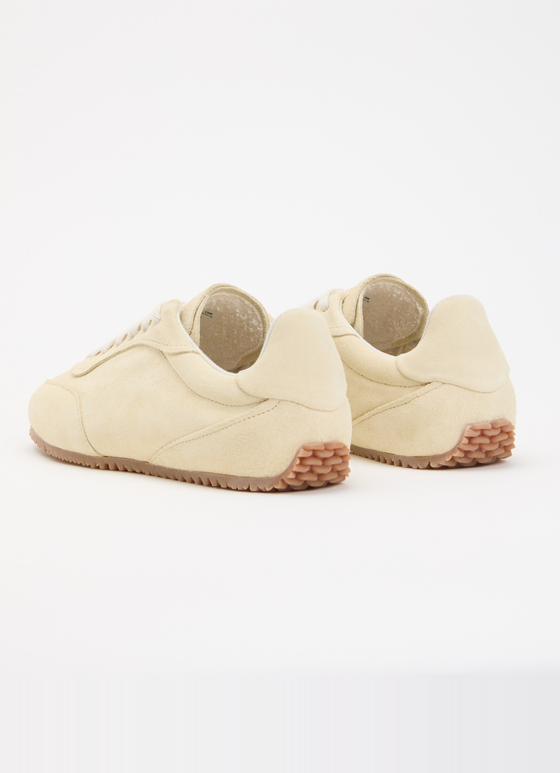 Axel Arigato Daze Runner sneaker van suède  - achterkant lichtgeel