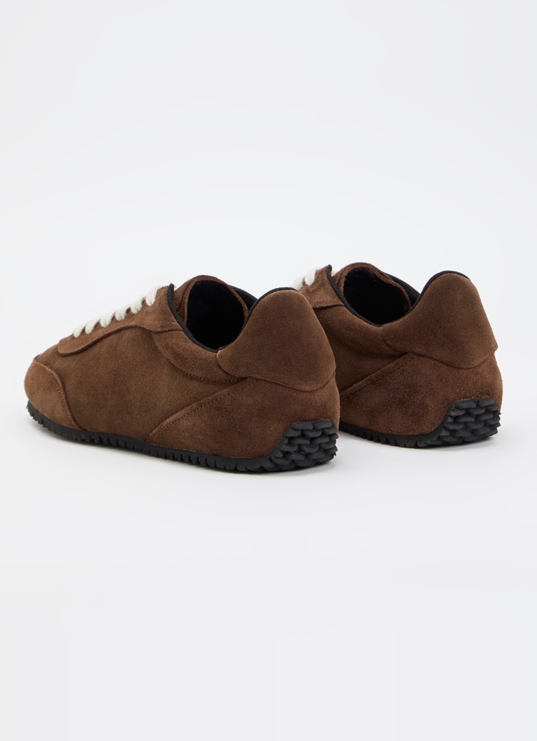 Axel Arigato Daze Runner sneaker van suède  - achterkant 2 donkerbruin