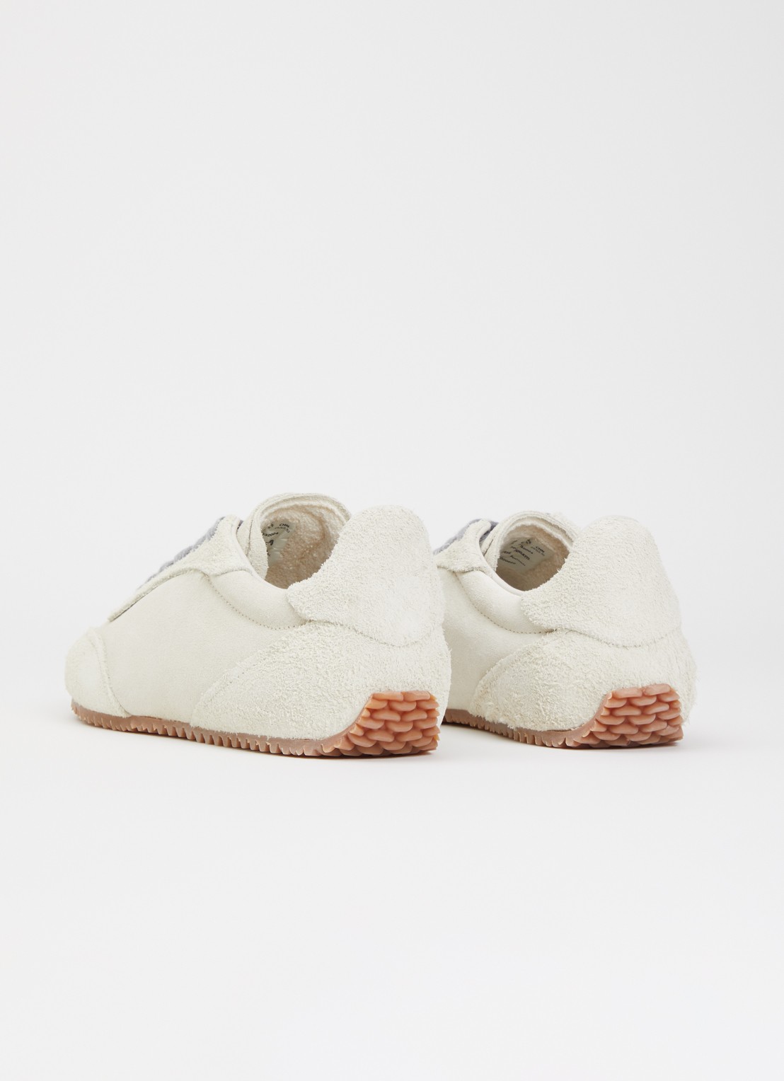 Axel Arigato Daze runner sneaker van suéde  - achterkant gebroken wit