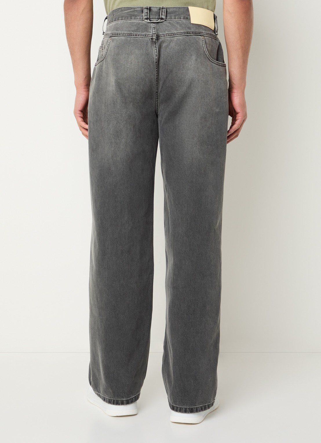 Axel Arigato Invert loose fit jeans met gekleurde wassing - achterkant grijs