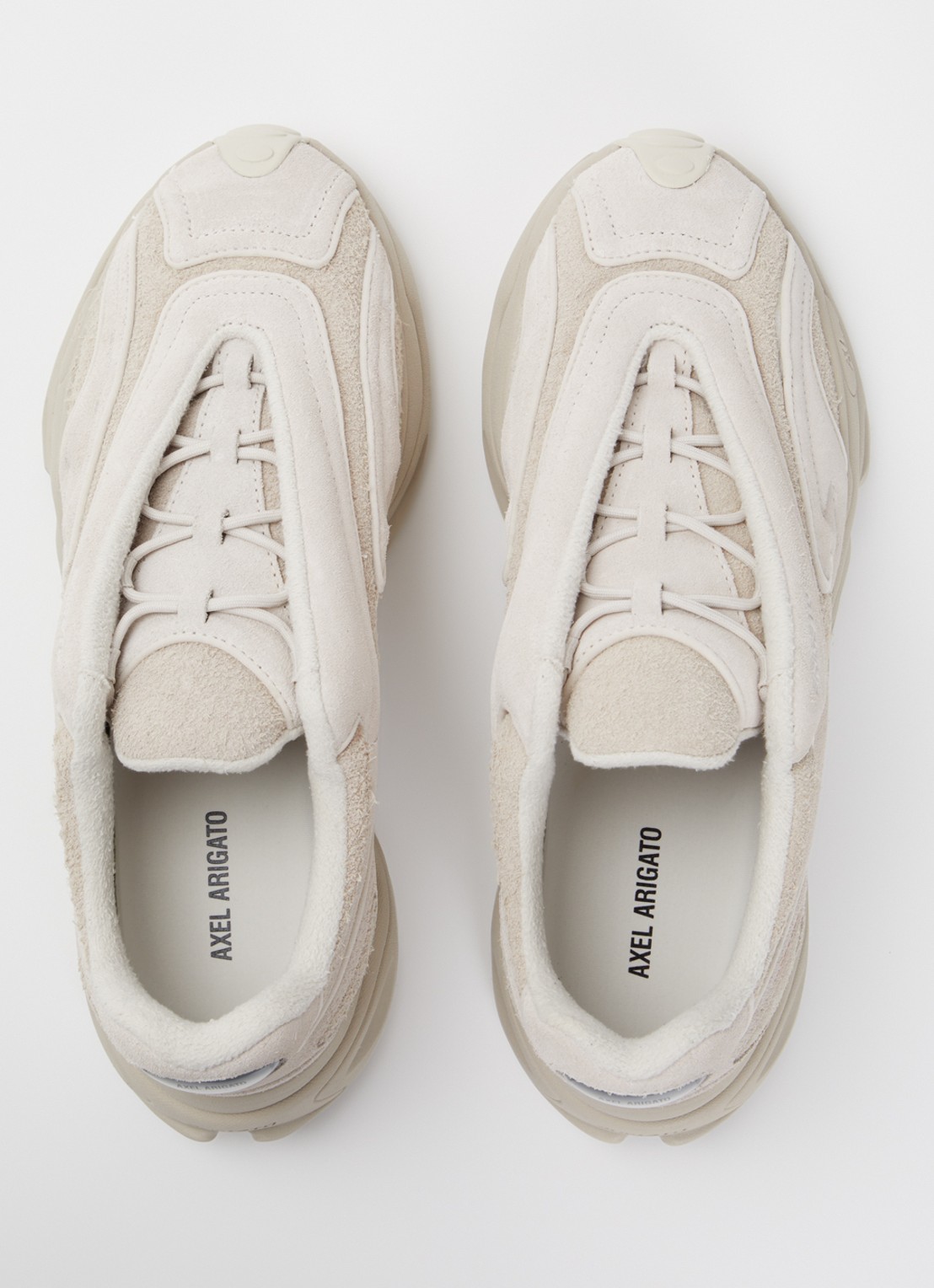 Axel Arigato Satellite Neo Runner van suède met structuur details - detail 4 beige