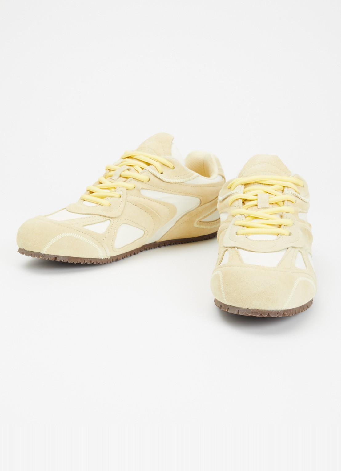 Axel Arigato Slow Runner sneaker met suède details - detail 3 lichtgeel