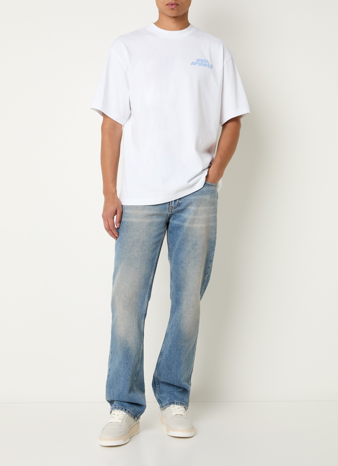 Axel Arigato Soren T-shirt met logo - voorkant 2 wit