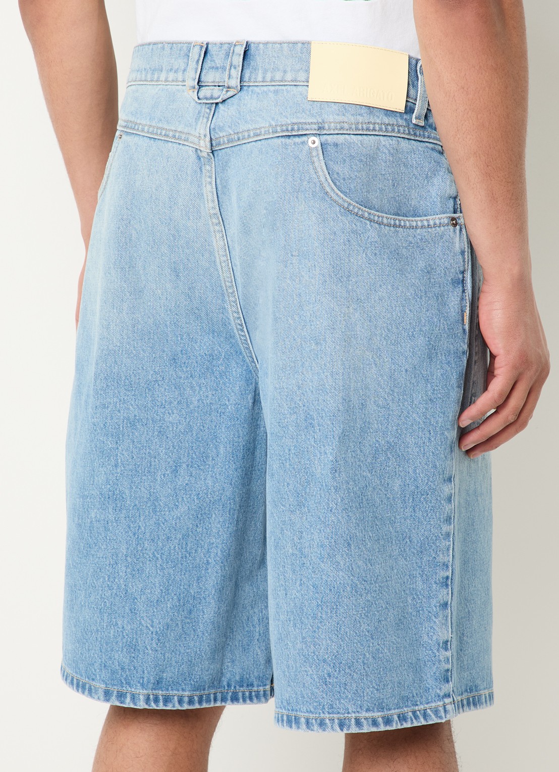 Axel Arigato Wide fit korte broek van denim met lichte wassing - achterkant 4 indigo