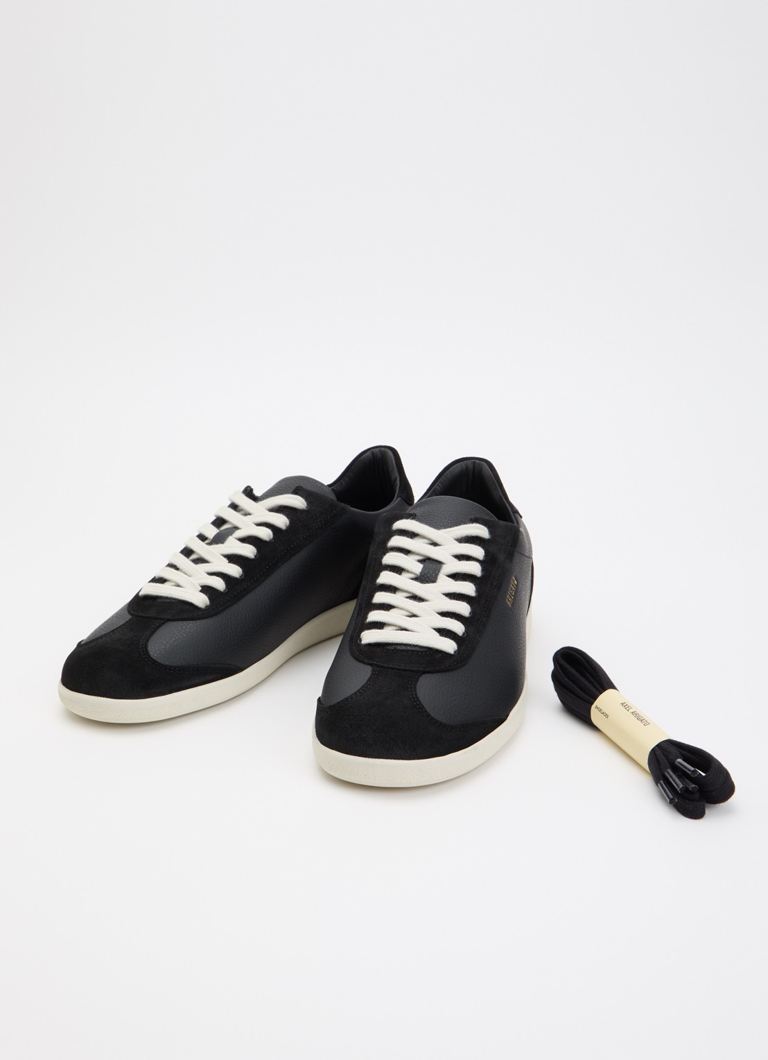 Axel Arigato Zane sneaker van leer met details van suède  - detail zwart