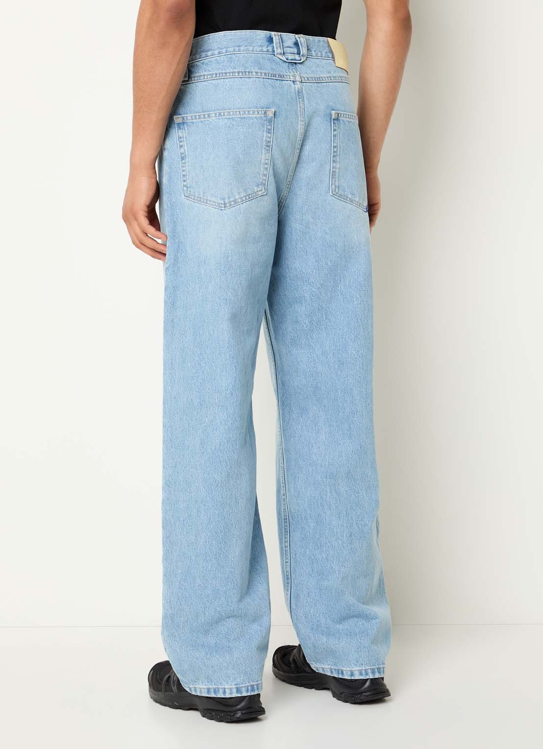 Axel Arigato Zine loose fit jeans met lichte wassing - achterkant 5 indigo
