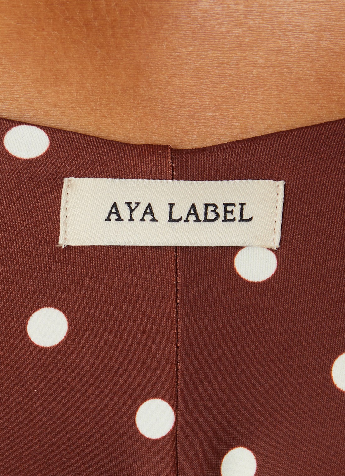 Aya Label The Aphrodite tanga bikinislip - detail 5 hazelnootbruin