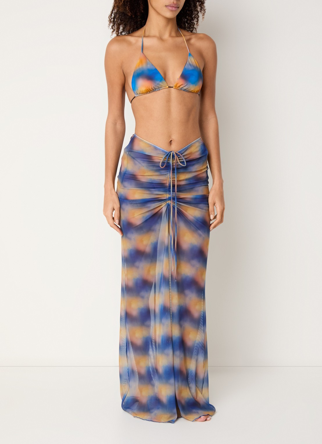 Aya Label The Athena maxi strandrok van mesh - voorkant 3 blauw