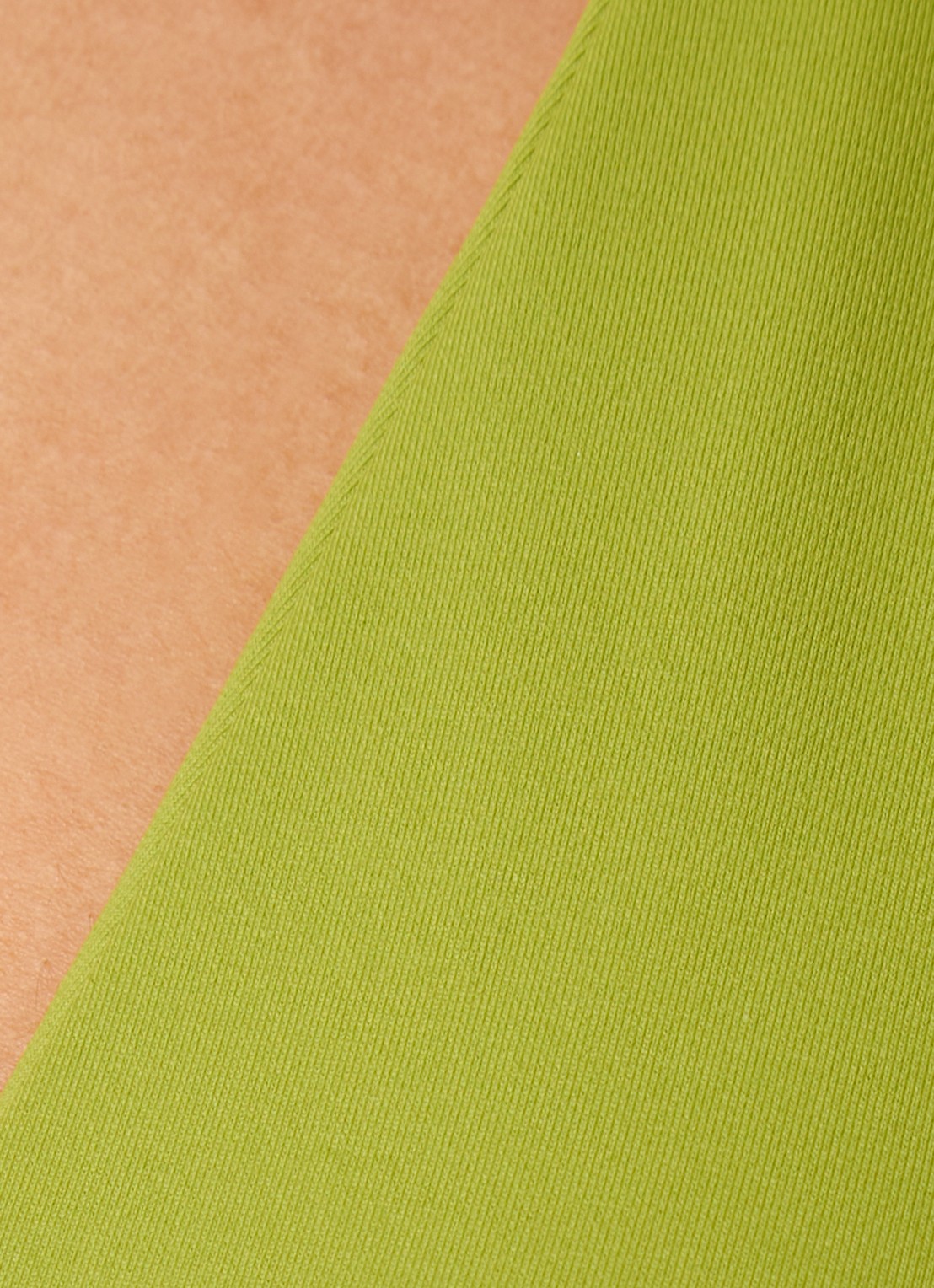 Aya Label The Gaia triangel bikinitop met uitneembare vulling - detail 5 lime