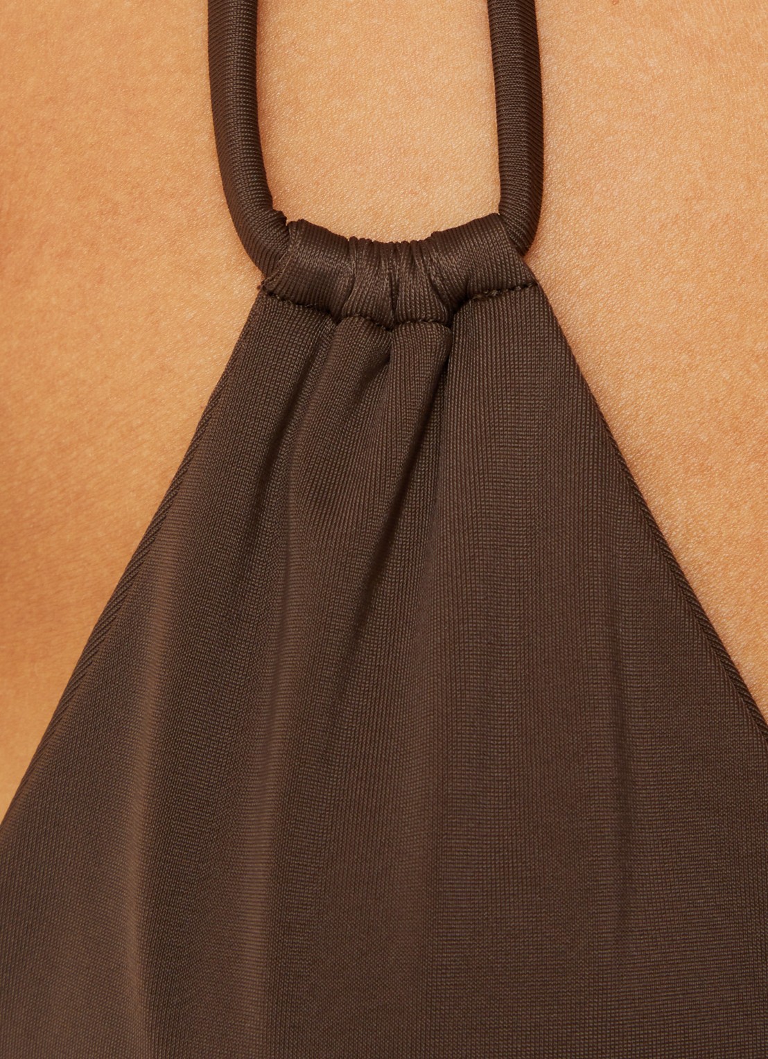 Aya Label The Rhea triangel bikinitop met uitneembare vulling - detail 3 donkerbruin
