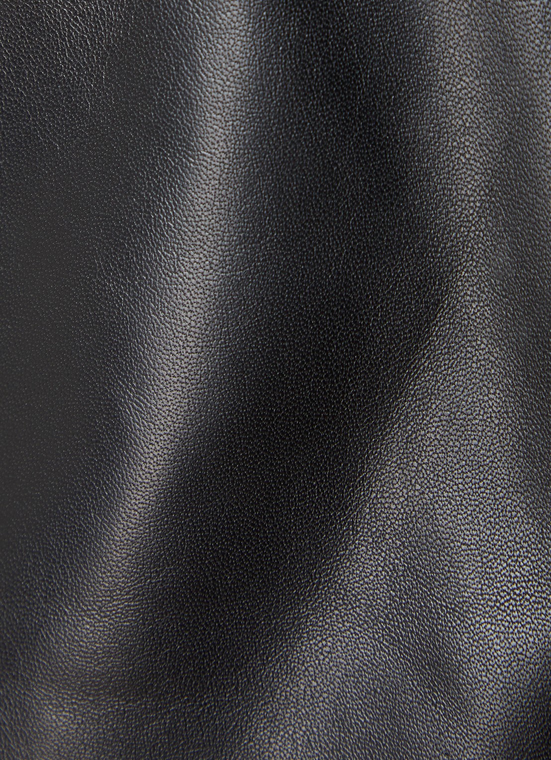 ba&sh Aglae high waist wide fit korte broek van lamsleer met steekzakken - detail 5 zwart