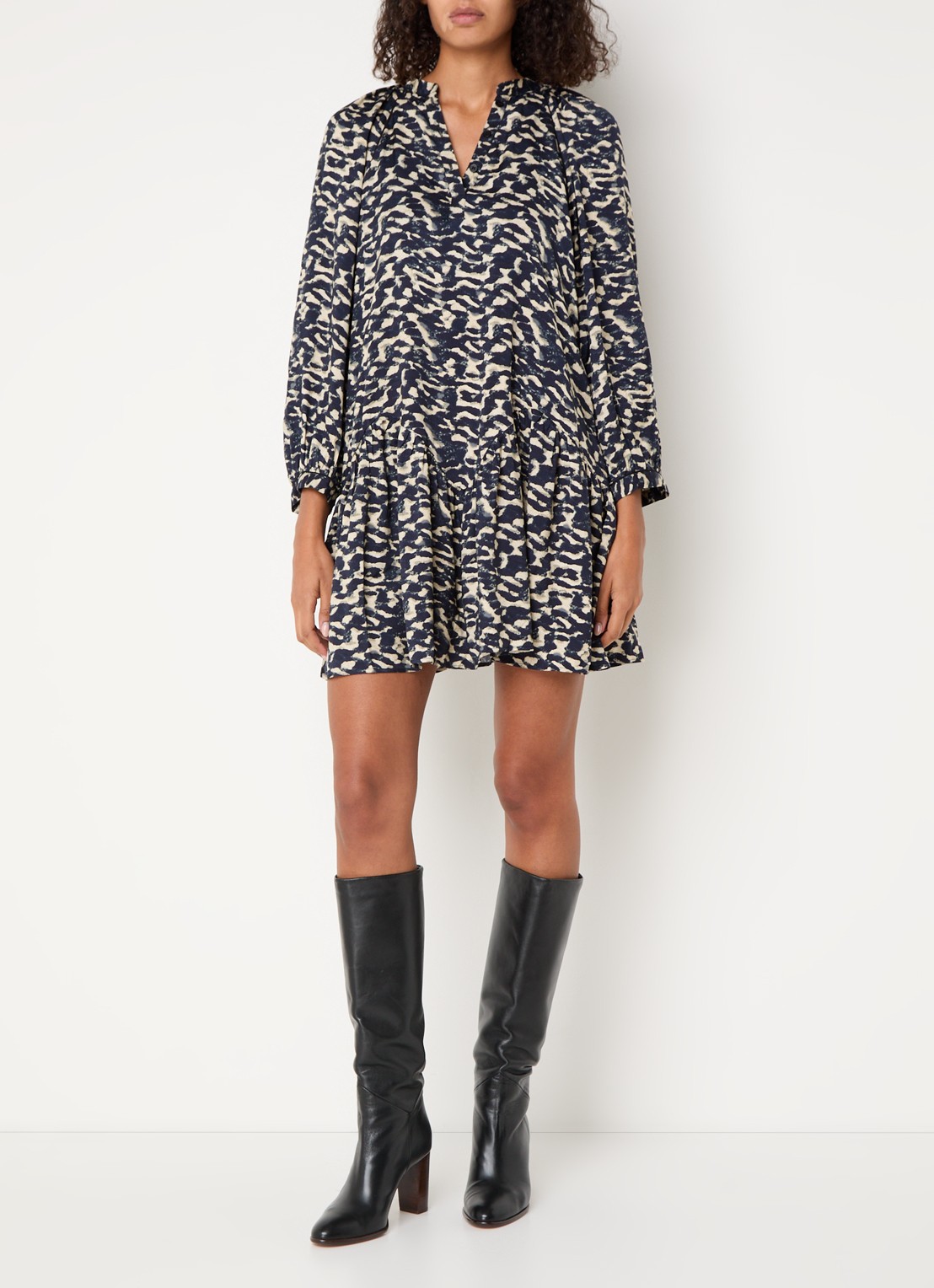 ba&sh Aisha mini tuniekjurk met print - voorkant 3 donkerblauw
