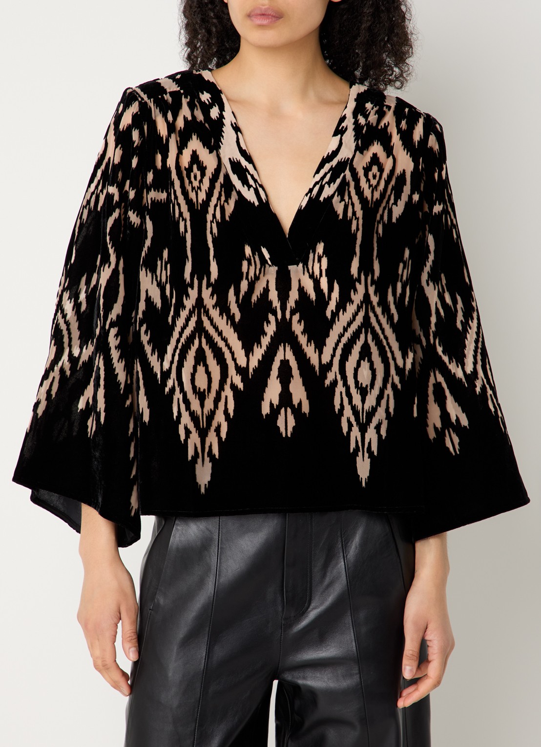 ba&sh Arriet tuniek van fluweel met details van mesh en schoudervulling - detail zwart