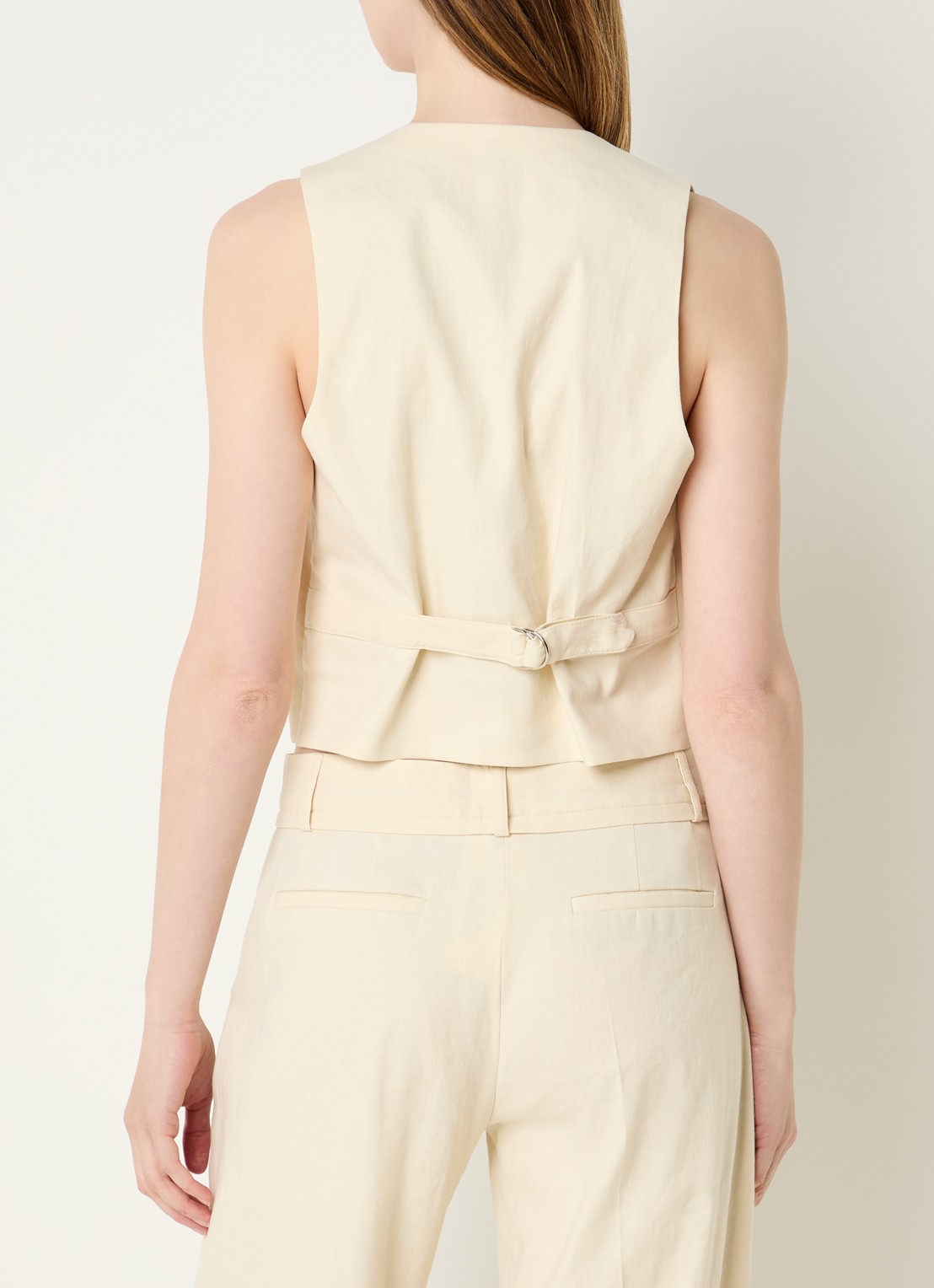 ba&sh Caela gilet in linnenblend - achterkant 3 beige