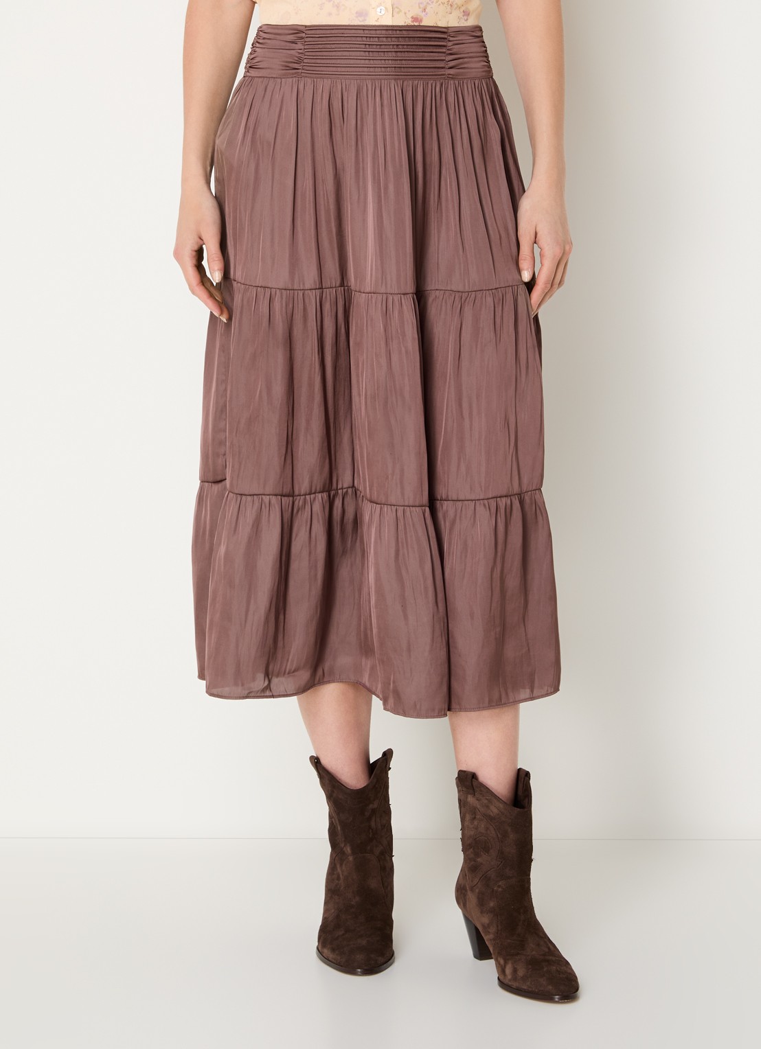 ba&sh Camyla midi rok van satijn - detail donkerblauw