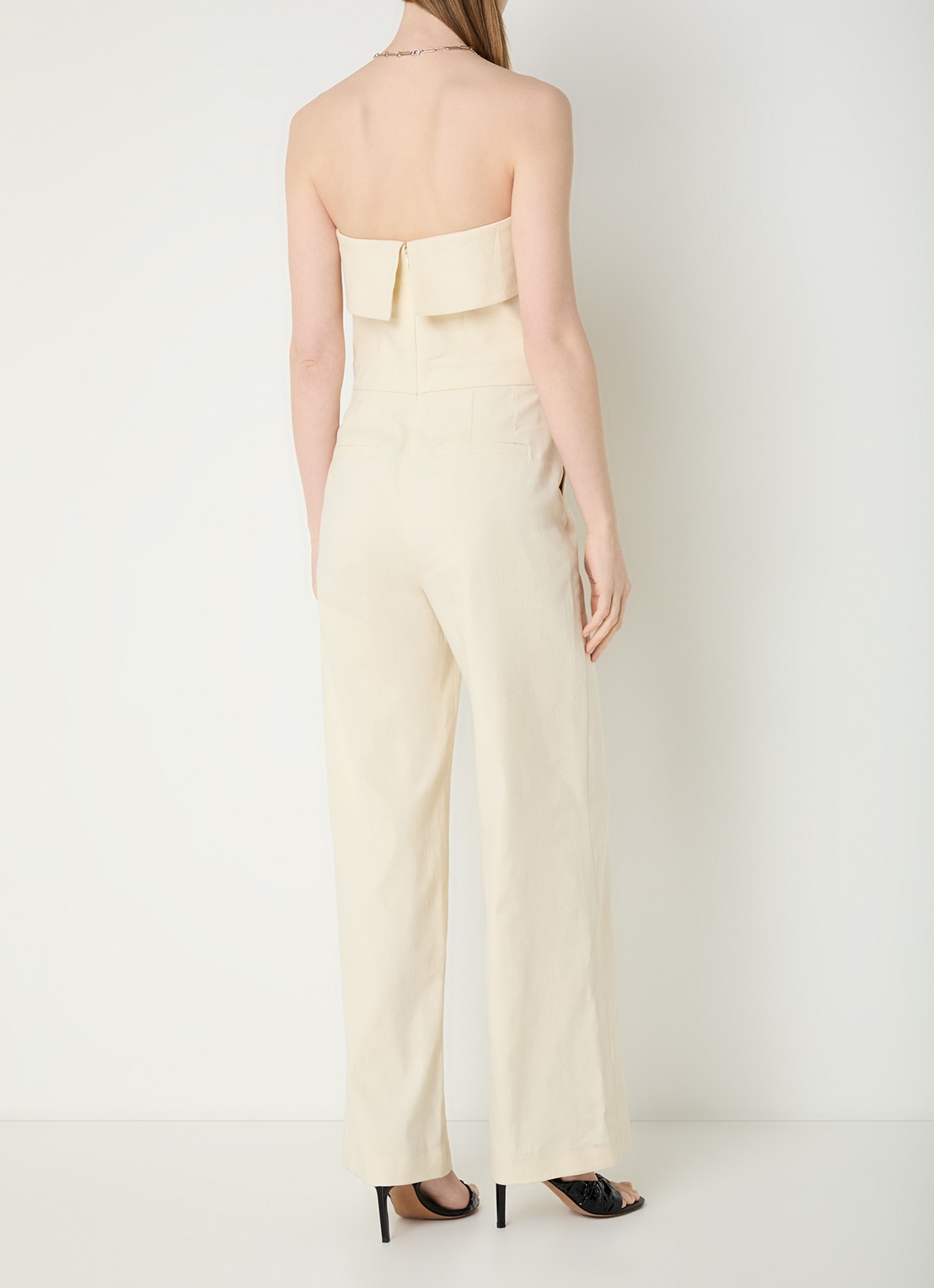 ba&sh Cenelia wide fit jumpsuit in linnenblend - achterkant 4 beige