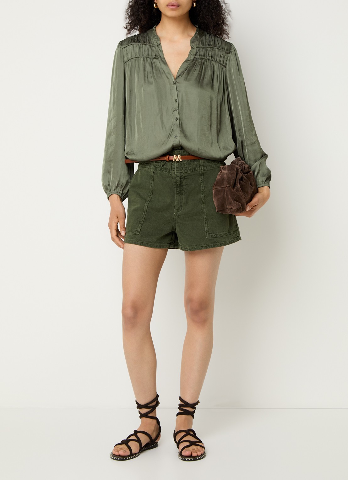 ba&sh Cessia blouse van satijn met ruches - voorkant 2 legergroen