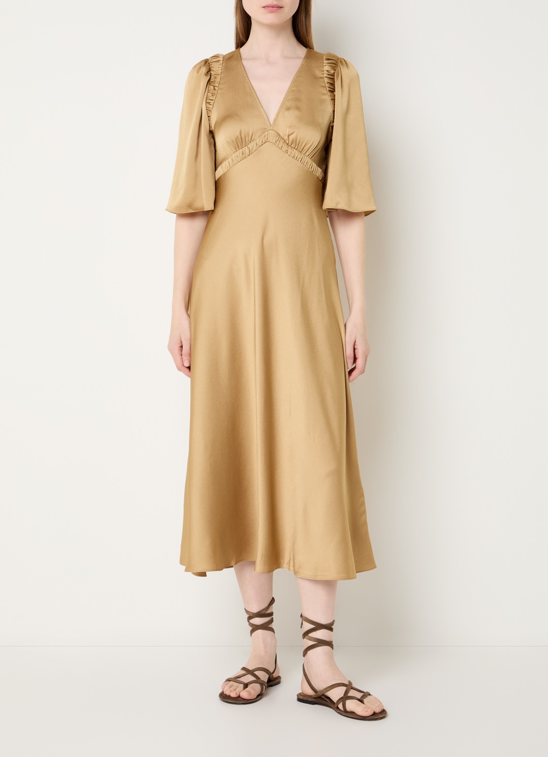 ba&sh Charlotte midi jurk met V-hals - detail 4 camel