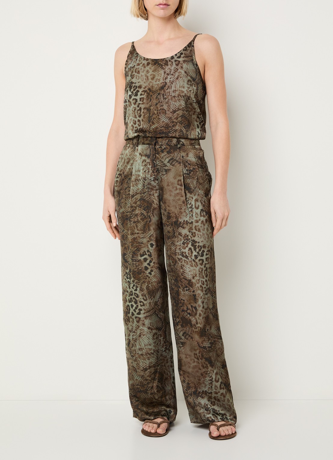 ba&sh Cigue tanktop van satijn met print - voorkant 3 bruin