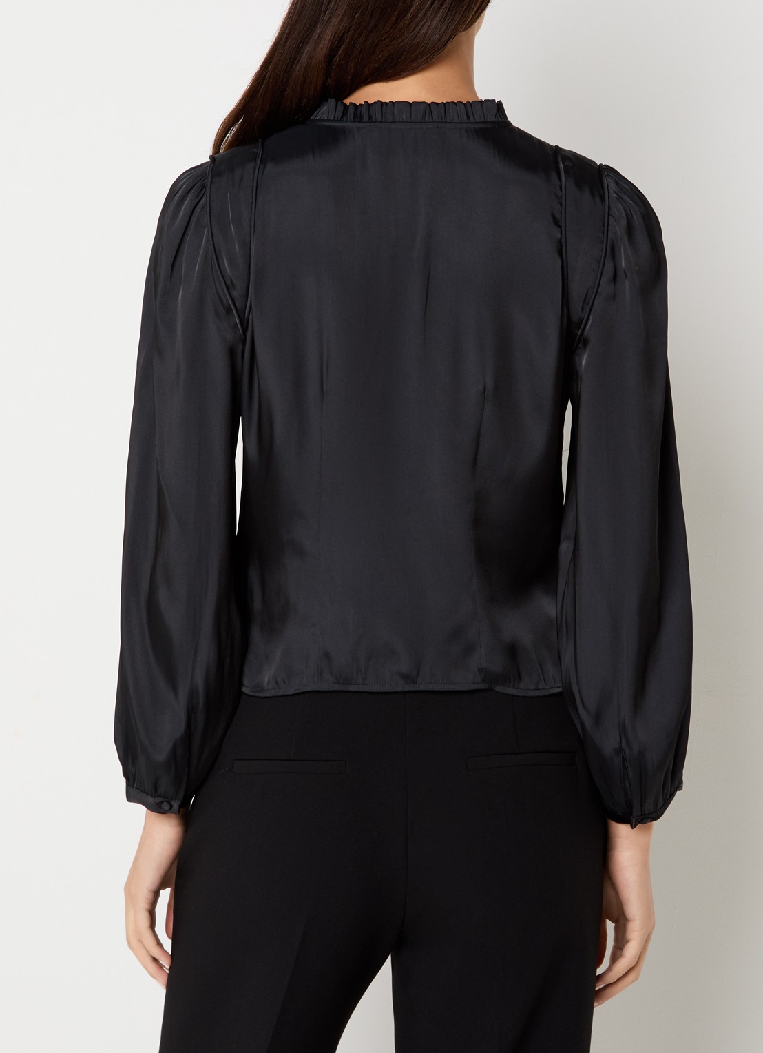 ba&sh Cimila blouse van satijn met smockwerk - achterkant zwart