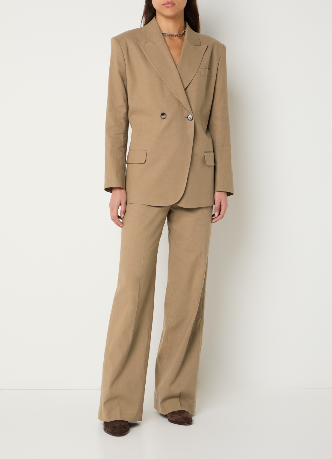 ba&sh Cista mid waist straight fit pantalon in linnenblend - voorkant 3 camel