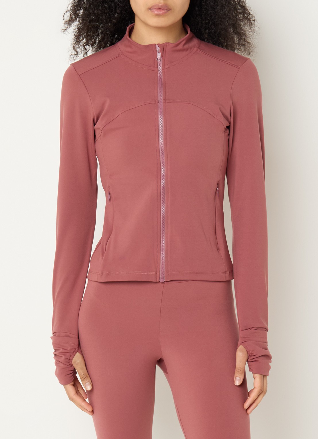 ba&sh Gladys sweatvest met ritszakken - detail donkerroze