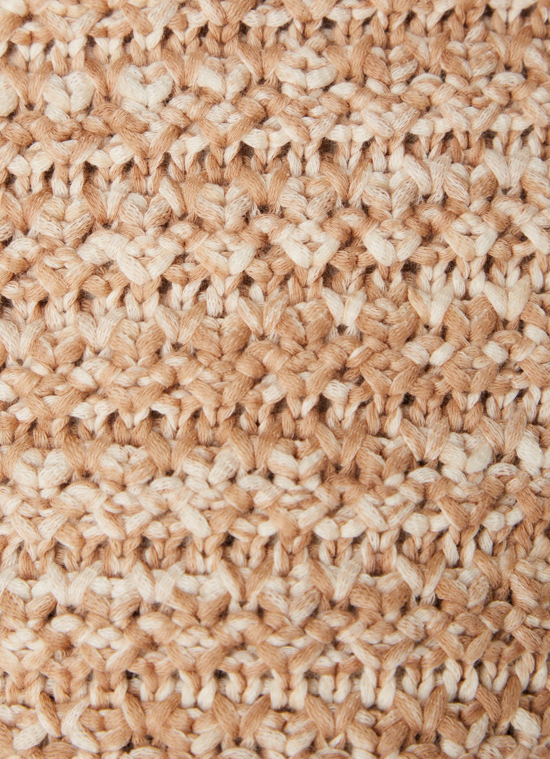 ba&sh Guspa grofgebreid vest met gemêleerd dessin - detail 5 beige